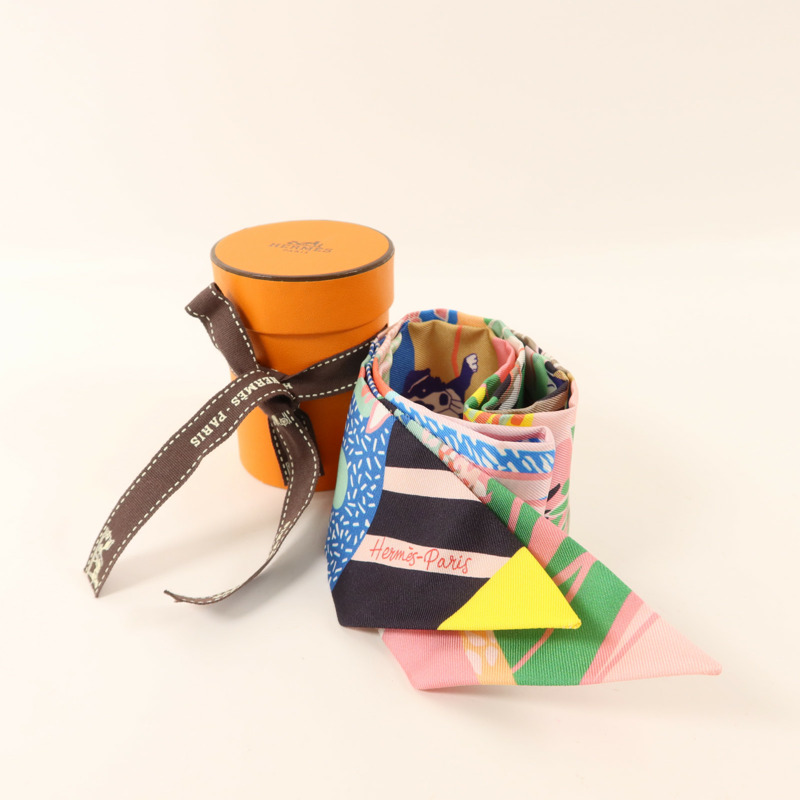 HERMES 絲質En Liberte Twilly絲巾-8