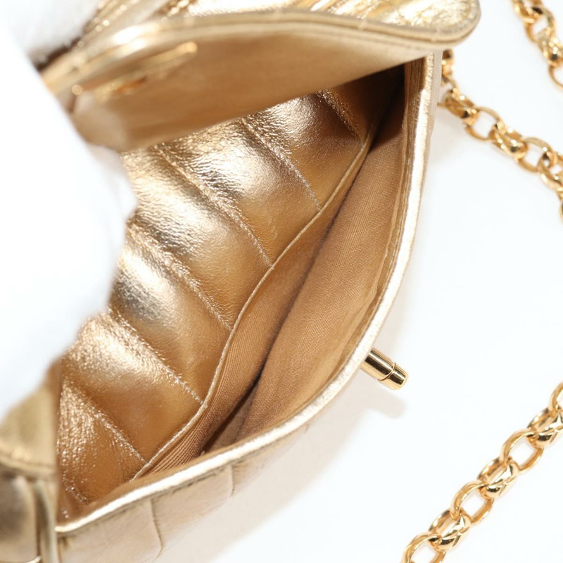 【日本直送】香奈兒 (CHANEL) 絎縫鏈條單肩包，羊皮材質，紅色，金色雙C標誌，正品編號 134958SV-21