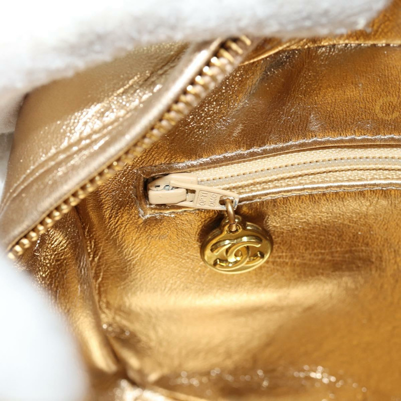 【日本直送】香奈兒 (CHANEL) 絎縫鏈條單肩包，羊皮材質，紅色，金色雙C標誌，正品編號 134958SV-26