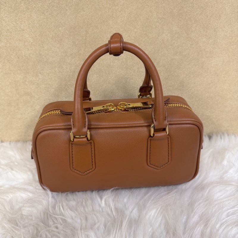 [櫃價105000］MiuMiu Arcadie 焦糖牛皮手提斜背包-1