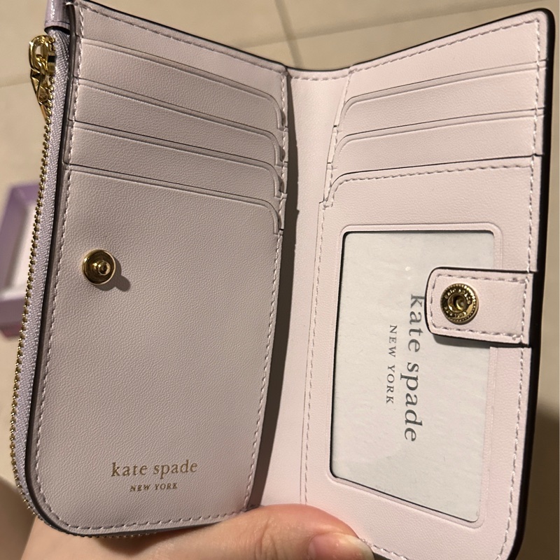Kate Spade New York 錢包可放7張卡-2