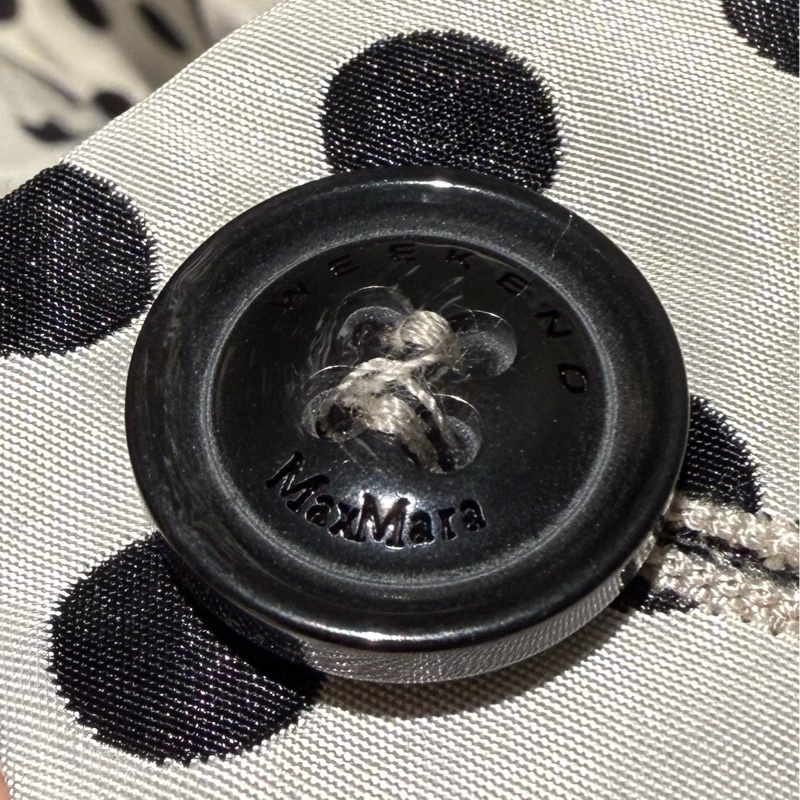 Weekend Max Mara 義大利設計 復古黑白大圓點 長版風衣/大衣 (Size 46)-12