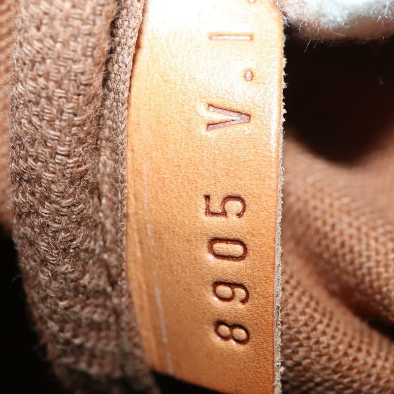 【日本直送】路易威登 Monogram Saumur 35 肩背包 M42254 LV Auth 152023-11