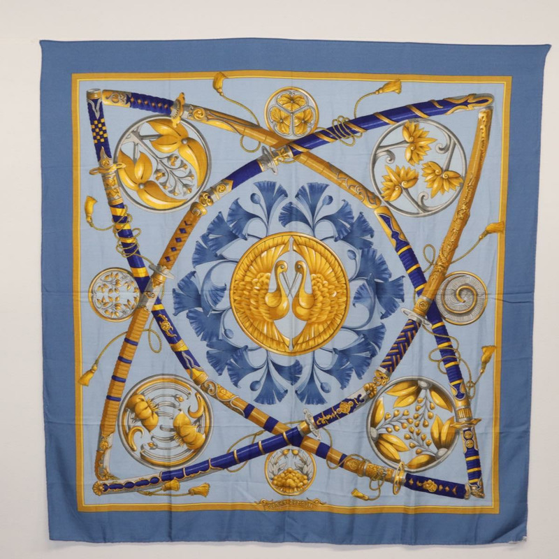 【日本直送】愛馬仕 Carre 140 絲巾，真絲羊絨混紡，淺藍色，正品編號 121330V-12