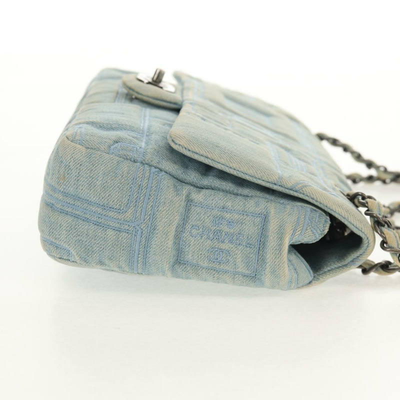 【日本直送】香奈兒 Coco 香水鏈肩背包，牛仔布淺藍色，CC 標誌，貨號 145068AV-3