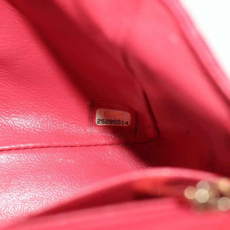 【日本直送】香奈兒 Matelasse 17 鏈條肩背包，羊皮材質，紅色，金色雙C標誌，正品編號 144831SAM-9