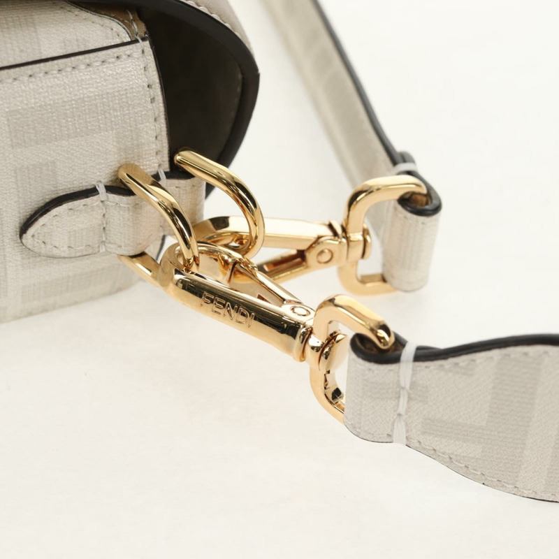 【日本直送】FENDI Zucca 帆布 Antonio Lopez Mamma Baguette 包 2way 象牙色正品 146070SM-7