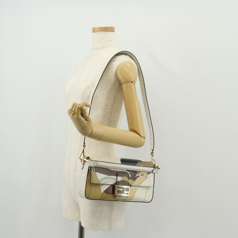 【日本直送】FENDI Zucca 帆布 Antonio Lopez Mamma Baguette 包 2way 象牙色正品 146070SM-29