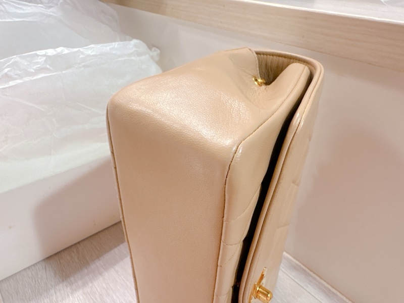 香奈兒｜Chanel Vintage Diana Flap 米色羊皮 24K金五金｜附保卡盒子｜1990年代-6