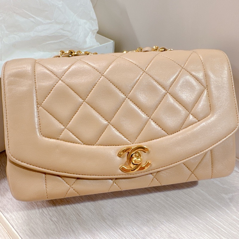 CHANEL 黛妃包｜Diana Flap 米色羊皮24K金扣｜附保卡盒子-0