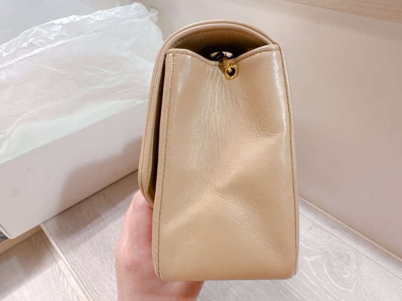CHANEL 黛妃包｜Diana Flap 米色羊皮24K金扣｜附保卡盒子-3