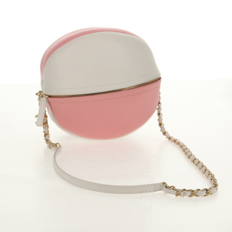 【日本直送】香奈兒 2019 春夏沙灘球肩包，粉金色小牛皮，雙C標誌，正品編號 143921SAM-6