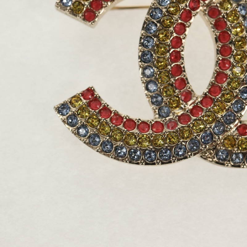 【日本直送】香奈兒 COCO 標誌胸針，金屬材質，多色 CC 標誌，正品編號 144003SM-3