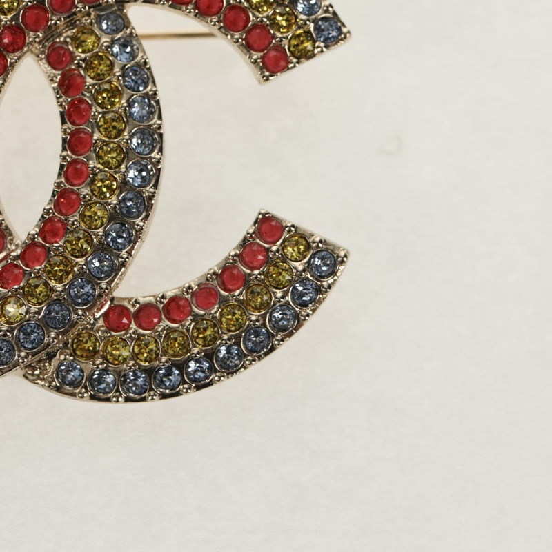 【日本直送】香奈兒 COCO 標誌胸針，金屬材質，多色 CC 標誌，正品編號 144003SM-4