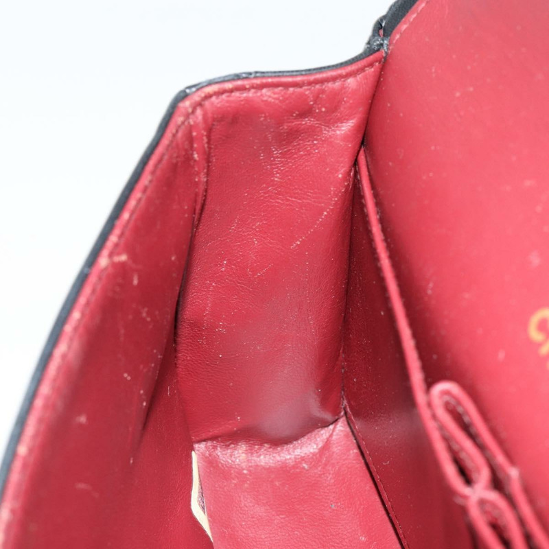 【日本直送】香奈兒 Matelasse 23 鏈條肩背包，羊皮材質，黑色，金色雙C標誌，正品編號 145577SAV-22