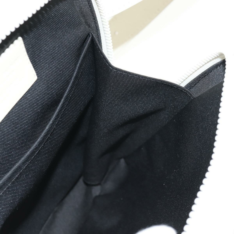 【日本直送】路易威登 Taurillon Clemence Monogram Utility Side Bag M53256 Auth 151309M-25