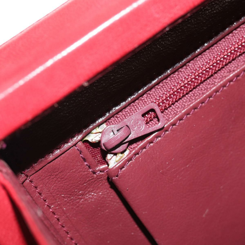 【日本直送】香奈兒 (CHANEL) 絎縫鏈條肩背包，紅色皮革，金色雙C標誌，正品編號 152456V-25