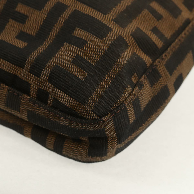 【日本直送】FENDI Zucca帆布Mamma Baguette單肩包 黑色棕色 正品 153620SAV-17