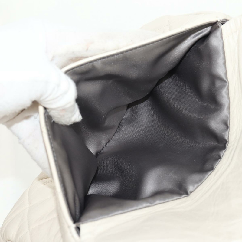 【日本直送】香奈兒單肩包，羊皮材質，白色，銀色雙C標誌，正品編號148619AV-23