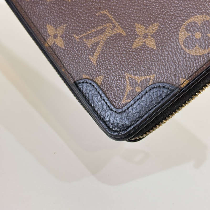 LV 黑角包邊 Zippy 拉鍊長夾-7