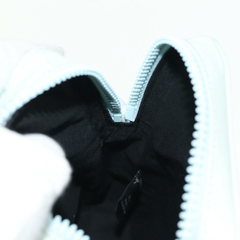 【日本直送】FENDI Baguette 手機包肩背包 尼龍材質 淺藍色 正品 151373M-24