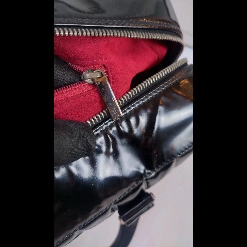 Chanel 黑亮皮方格吐司型手提波士頓包-20