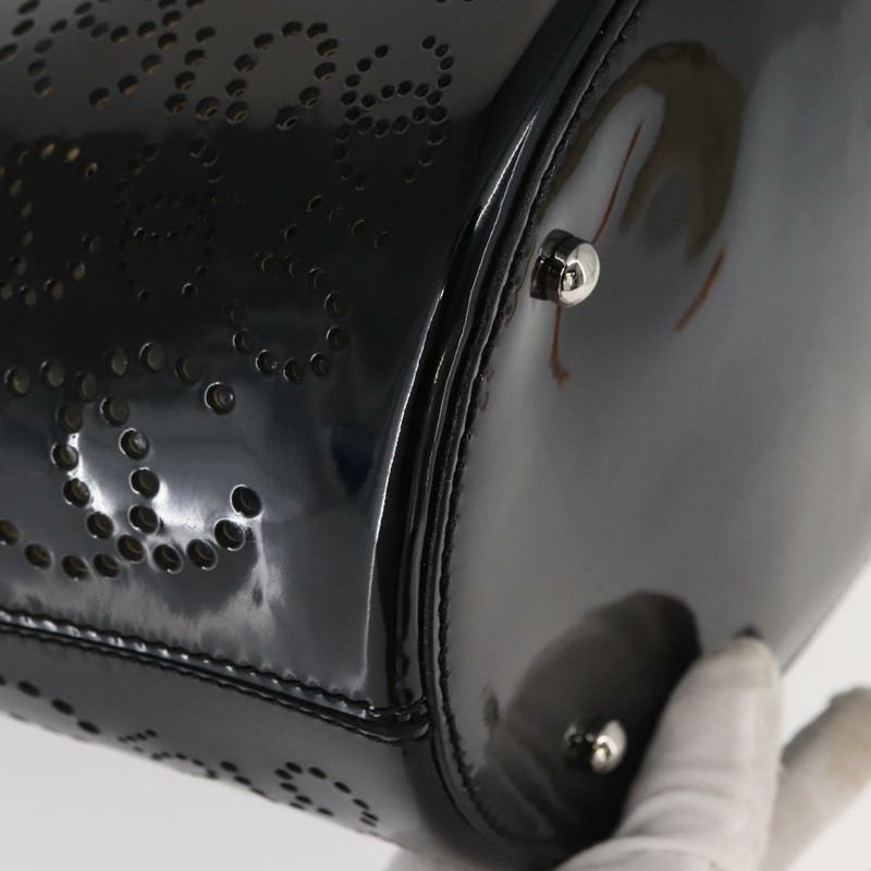 【日本直送】香奈兒 (CHANEL) 鏤空琺瑯黑銀色雙C標誌手提包 BA8412-8