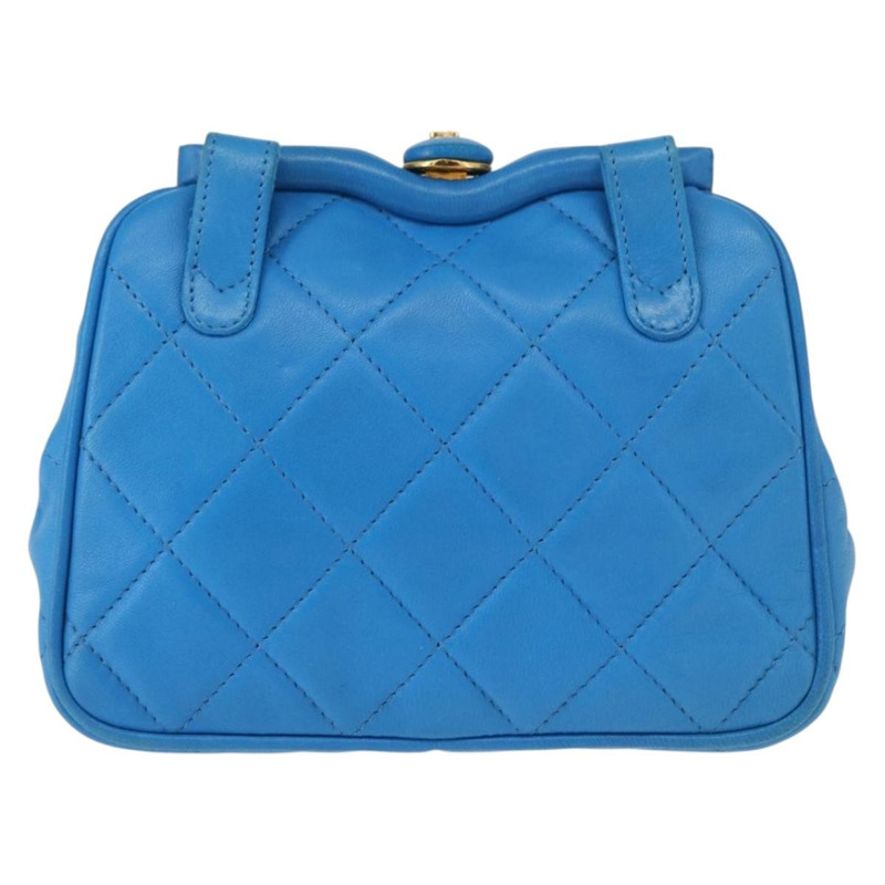 【日本直送】香奈兒 (CHANEL) 絎縫 COCO 標誌手拿包，羊皮材質，藍色金色雙C標誌，正品編號 154906A-1