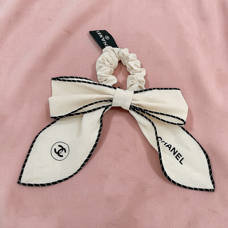 莉亞精品♡CHANEL 蝴蝶結髮圈 白色 二手-0
