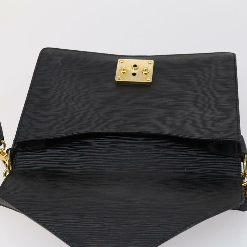 【日本直送】路易威登 Epi Biface 手拿包 黑色 M52322 LV Auth mr1641-19