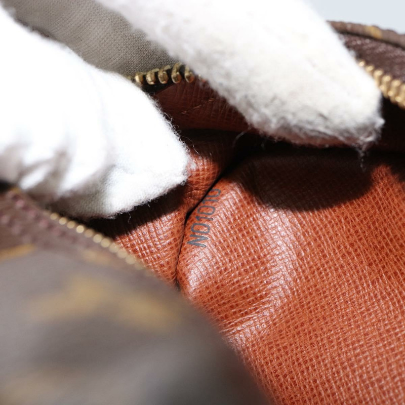 【日本直送】路易威登 Monogram Nile 肩背包 M45244 LV 正品 155975A-10