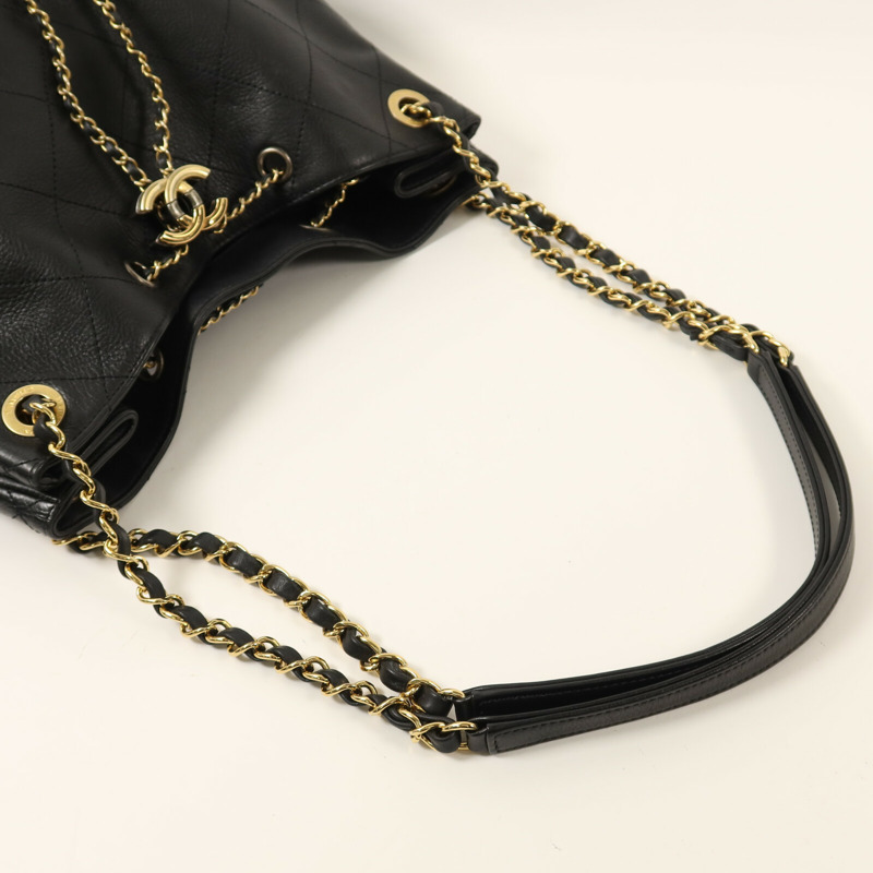 CHANEL 牛皮皮革Bucket Bag鏈帶肩背袋-7