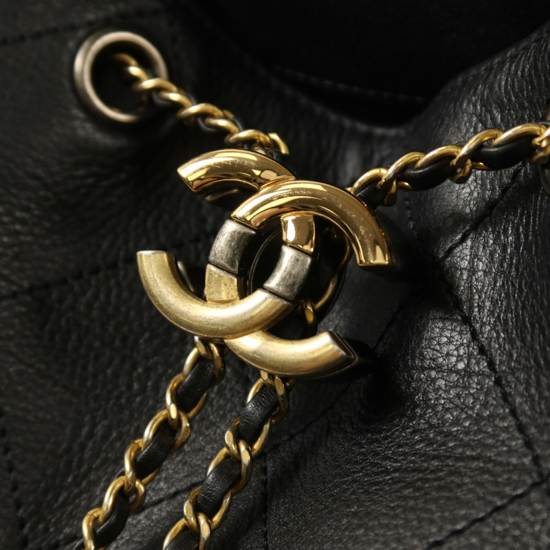 CHANEL 牛皮皮革Bucket Bag鏈帶肩背袋-10