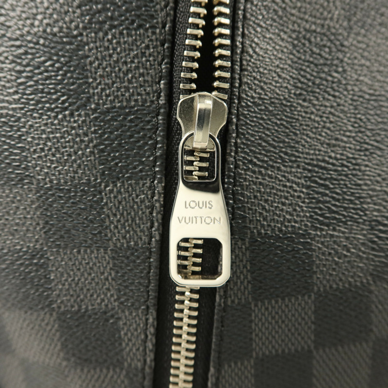 LOUIS VUITTON Damier Graphite Mick PM銀扣肩背袋-8