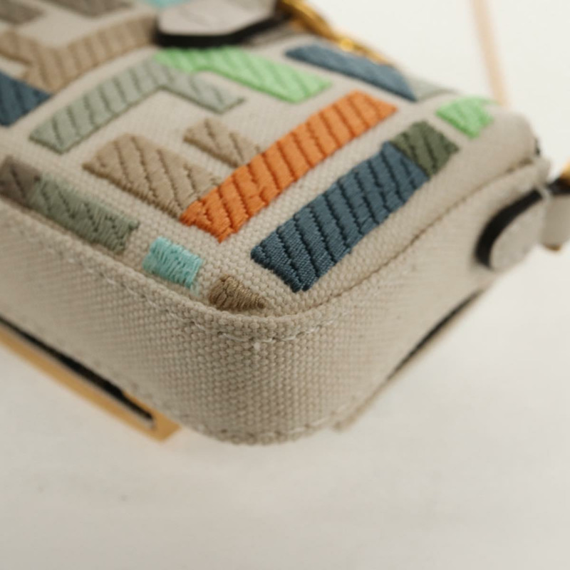 【日本直送】FENDI Zucca 帆布奈米長棍包多色正品 153326M-18