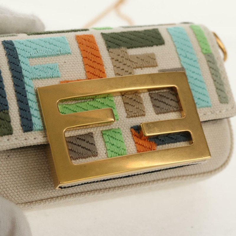 【日本直送】FENDI Zucca 帆布奈米長棍包多色正品 153326M-19