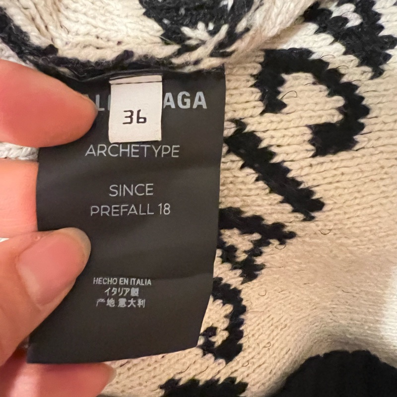 BALENCIAGA羊絨毛衣36碼-3