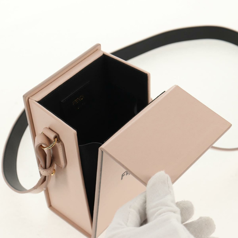 【日本直送】FENDI 皮革單背包 米色 金色 正品 ka578M-8