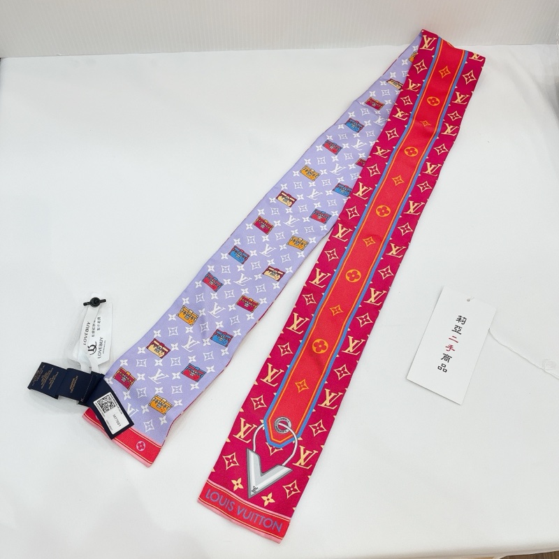 莉亞精品♡LV M77691 絲巾 紫粉 二手-2