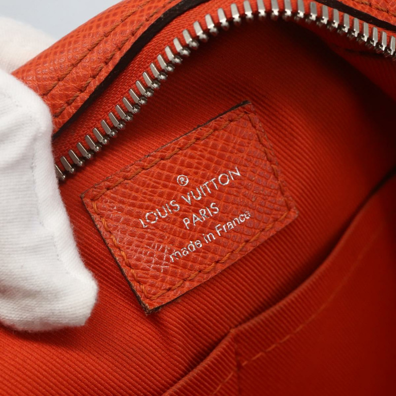 【日本直送】路易威登 Taiga Porte Documents Voyage 手提包 橘色 M30637 LV Auth 156354-18