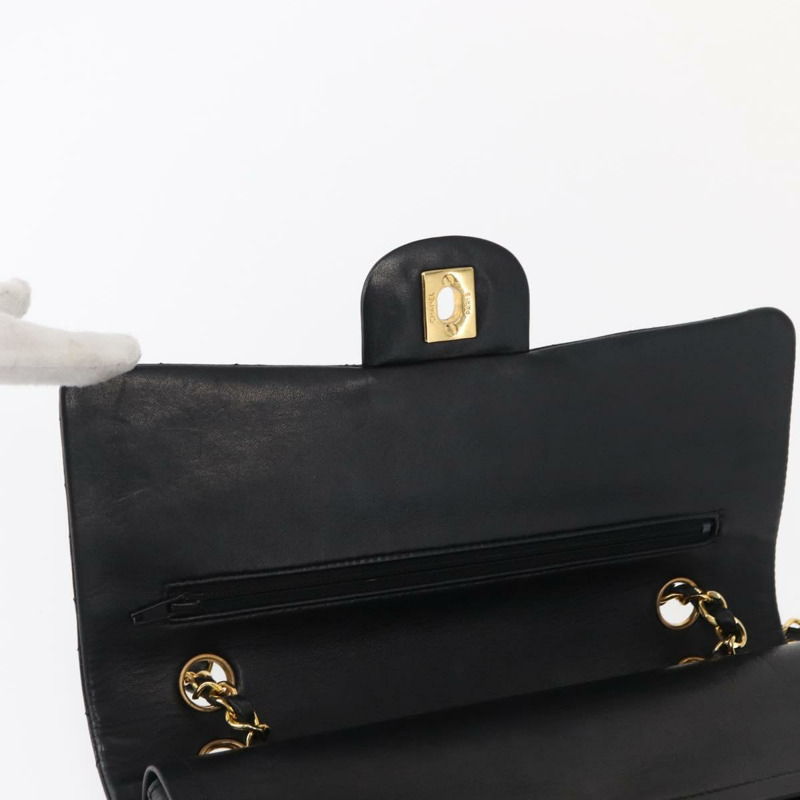 【日本直送】香奈兒 Matelasse 25 雙蓋鏈條包，羊皮材質，黑色，金色雙C標誌，正品編號 BA9001SAM-18