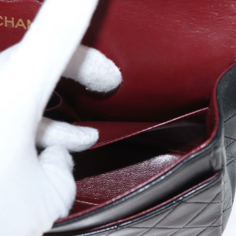 【日本直送】香奈兒 Matelasse 25 雙蓋鏈條包，羊皮材質，黑色，金色雙C標誌，正品編號 BA9001SAM-26