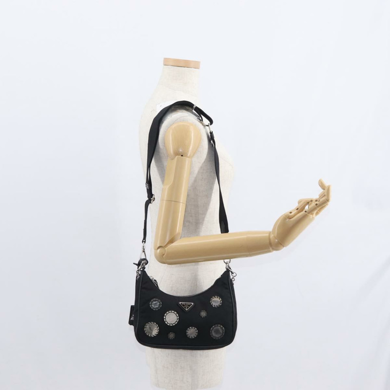【日本直送】PRADA 2005 復刻版單肩包，尼龍材質，黑色/銀色，1BH204，正品編號：157130SAM-32