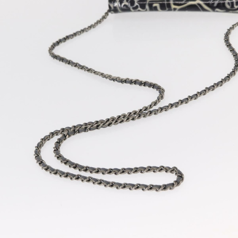 【日本直送】香奈兒山茶花 COCO 標誌鏈條錢包，漆皮材質，灰色，銀色，CC 標誌，正品編號 159748-6