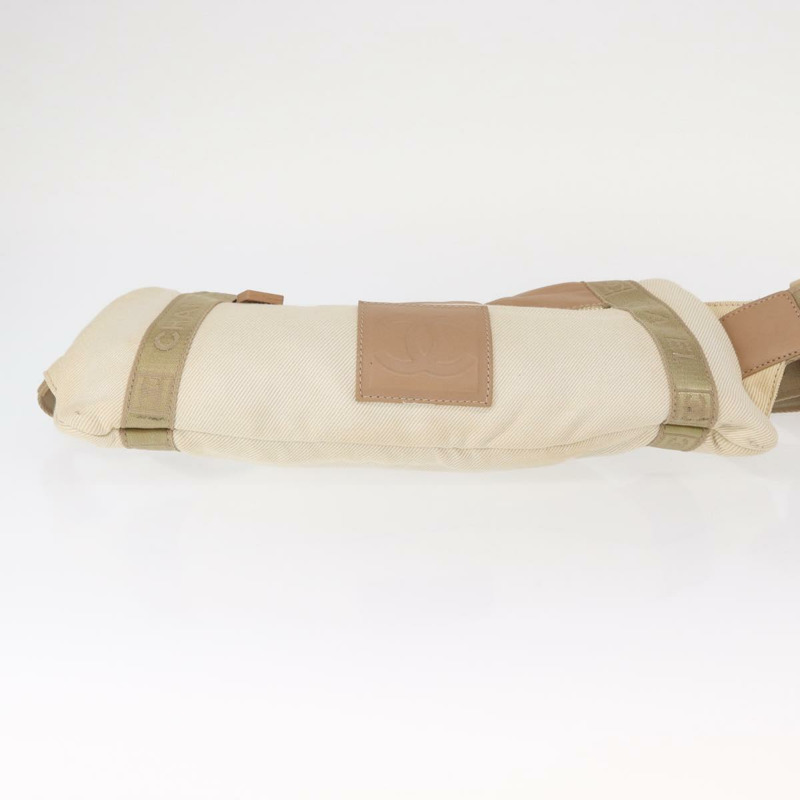 【日本直送】香奈兒運動斜背包帆布米色金色雙C標誌正品 159807V-4