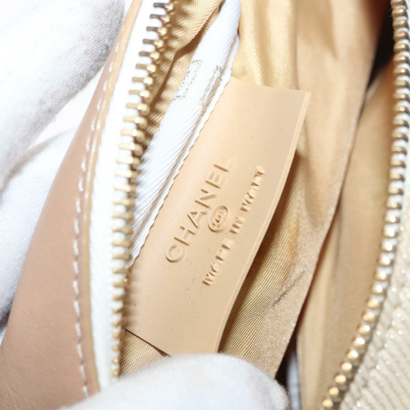 【日本直送】香奈兒運動斜背包帆布米色金色雙C標誌正品 159807V-23