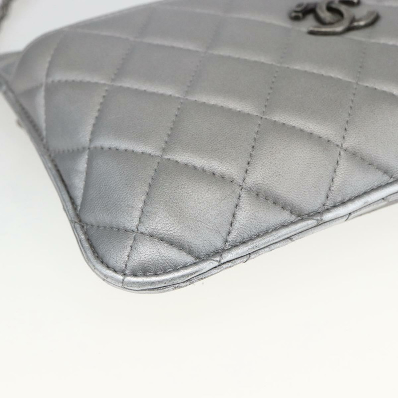 【日本直送】香奈兒 (CHANEL) 絎縫鏈條單肩包，羊皮材質，銀色，CC標誌，正品編號 157631SAM-14