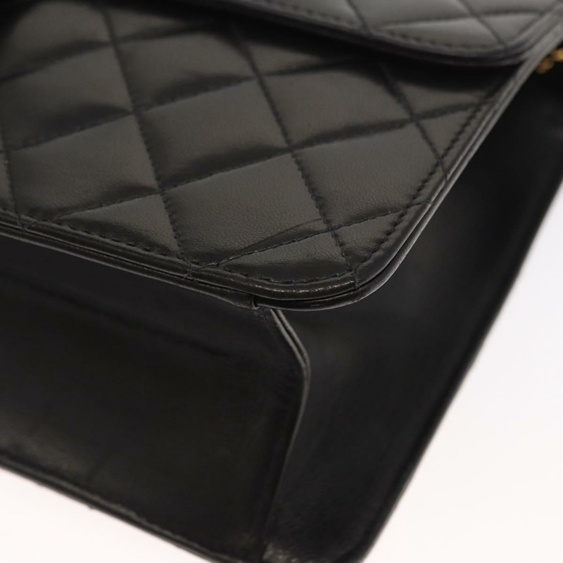 【日本直送】香奈兒 Matelasse 25 鏈條肩背包，羊皮材質，黑色，金色雙C標誌，正品編號 148589SM-15