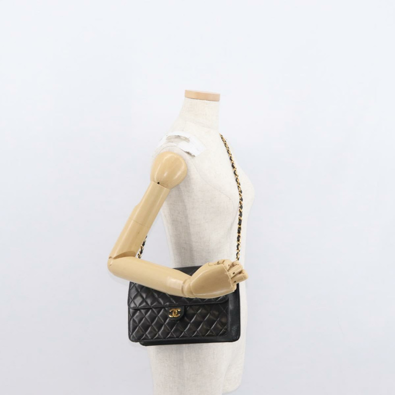 【日本直送】香奈兒 Matelasse 25 鏈條肩背包，羊皮材質，黑色，金色雙C標誌，正品編號 148589SM-26