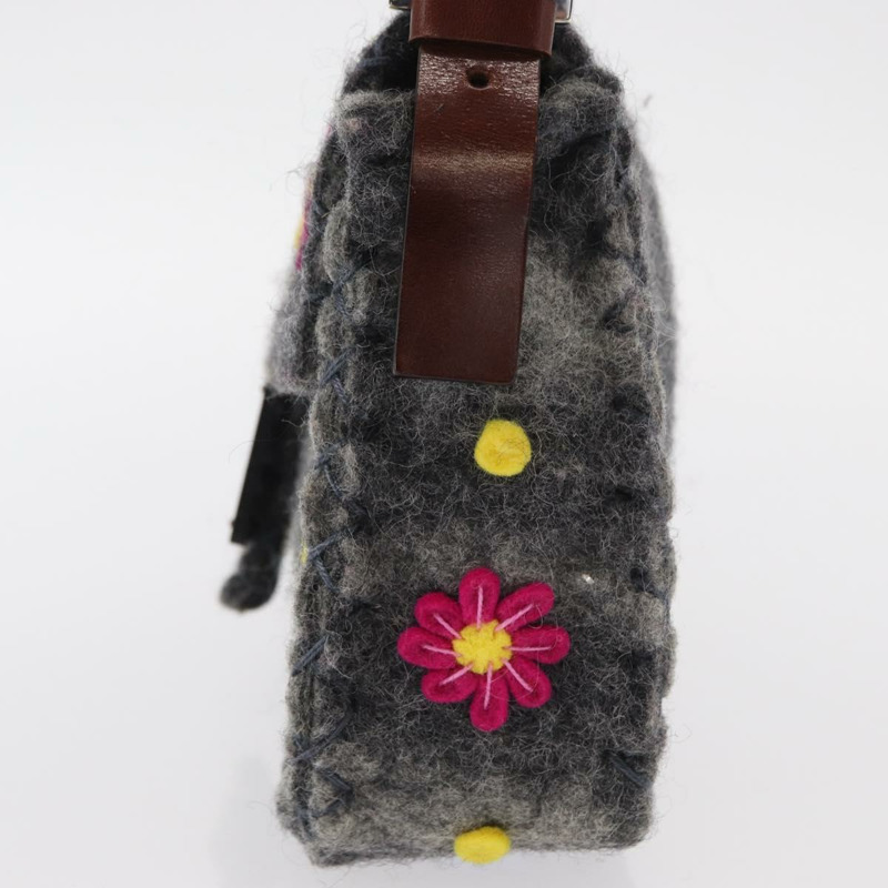 【日本直送】FENDI Floral Mamma Baguette 單肩包，毛氈材質，灰色/銀色，正品編號 157450SM-2